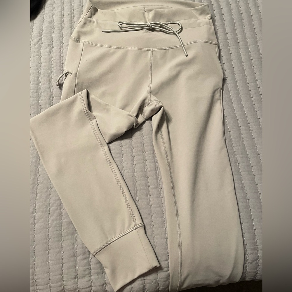Avalanche jogger in Taupe